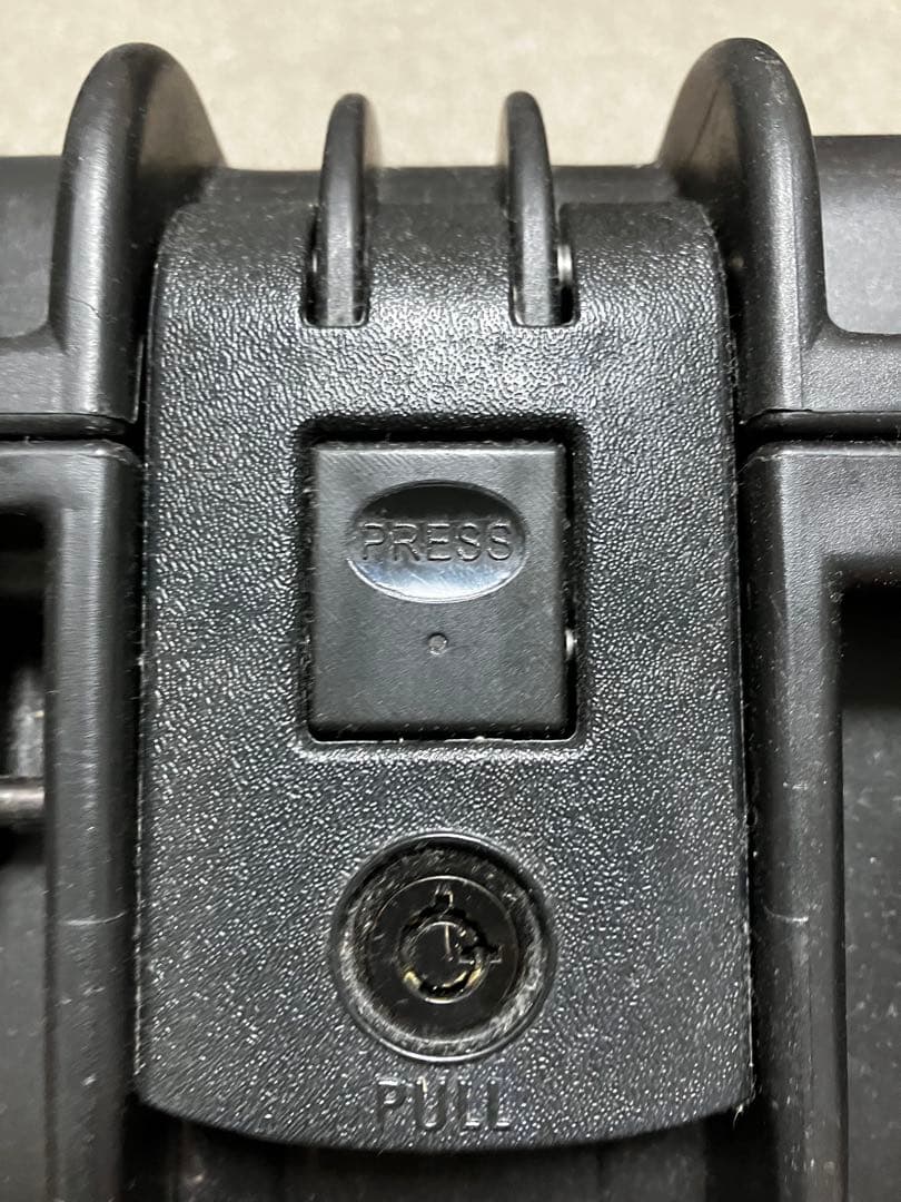 HARDIGG iM2370 黒 （現PELICAN）