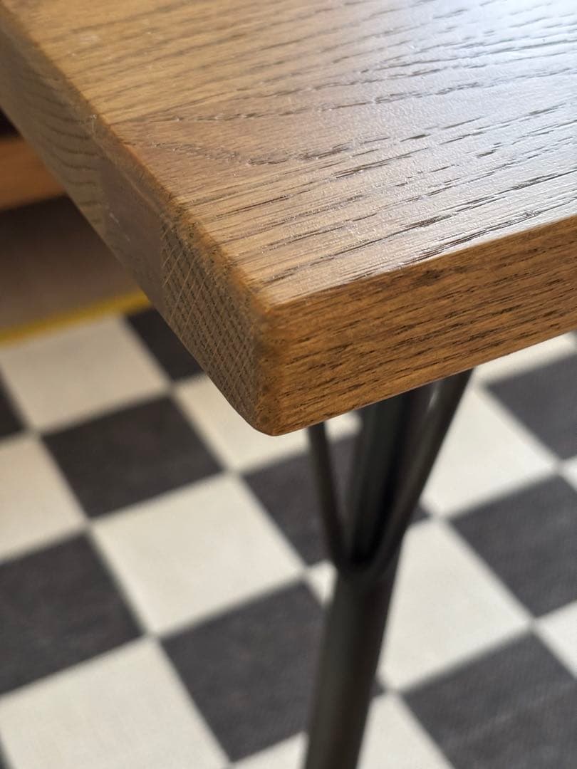 ACME Furniture アクメファニチャー ダイニングテーブル