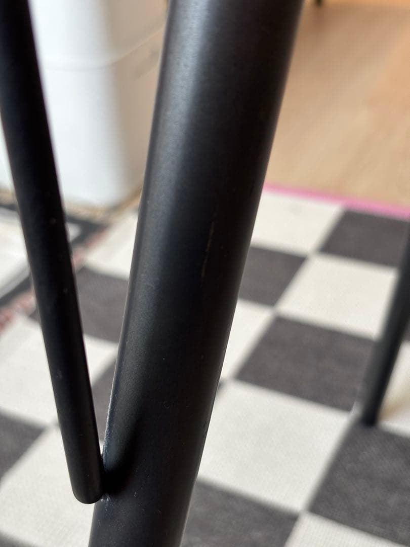 ACME Furniture アクメファニチャー ダイニングテーブル