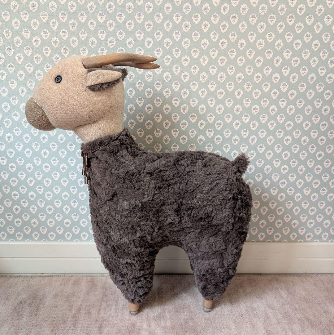 ブルネロクチネリ　非売品　ヤギ　ぬいぐるみ　カシミヤ　モヘア　希少　超レア　美品