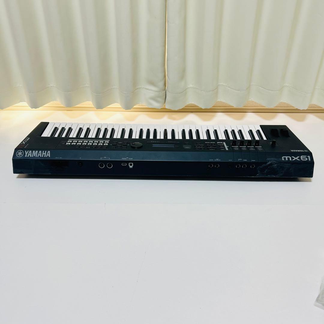 【美品】YAMAHA シンセサイザー MX61 BK 61鍵盤 YAMAHA