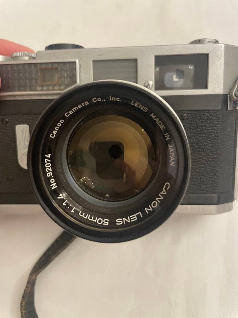 ❷Canon7 キャノン　レンズ付き 一眼レフ　フィルムカメラ