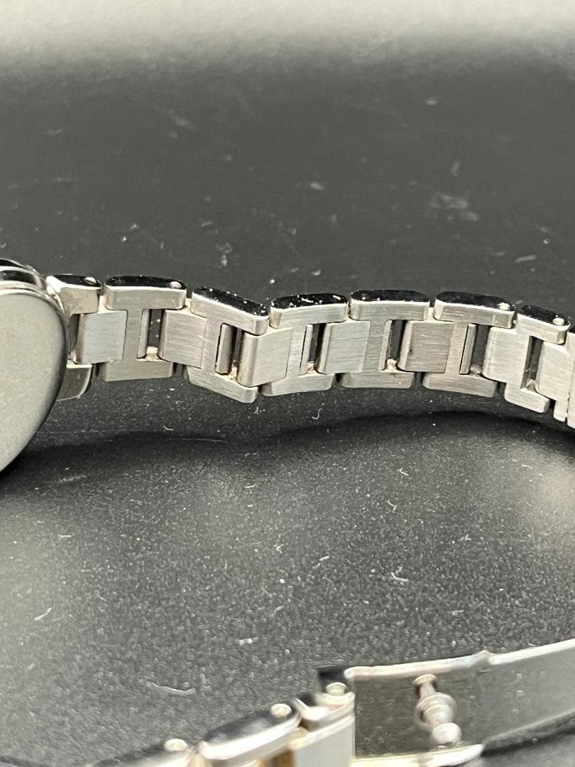 シチズン クロスシー xC デイト エコドライブ 電波ソーラー レディース