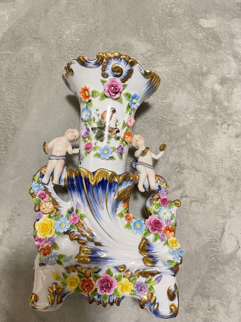 インテリア置物　エンジェル花瓶全長約４０センチ。