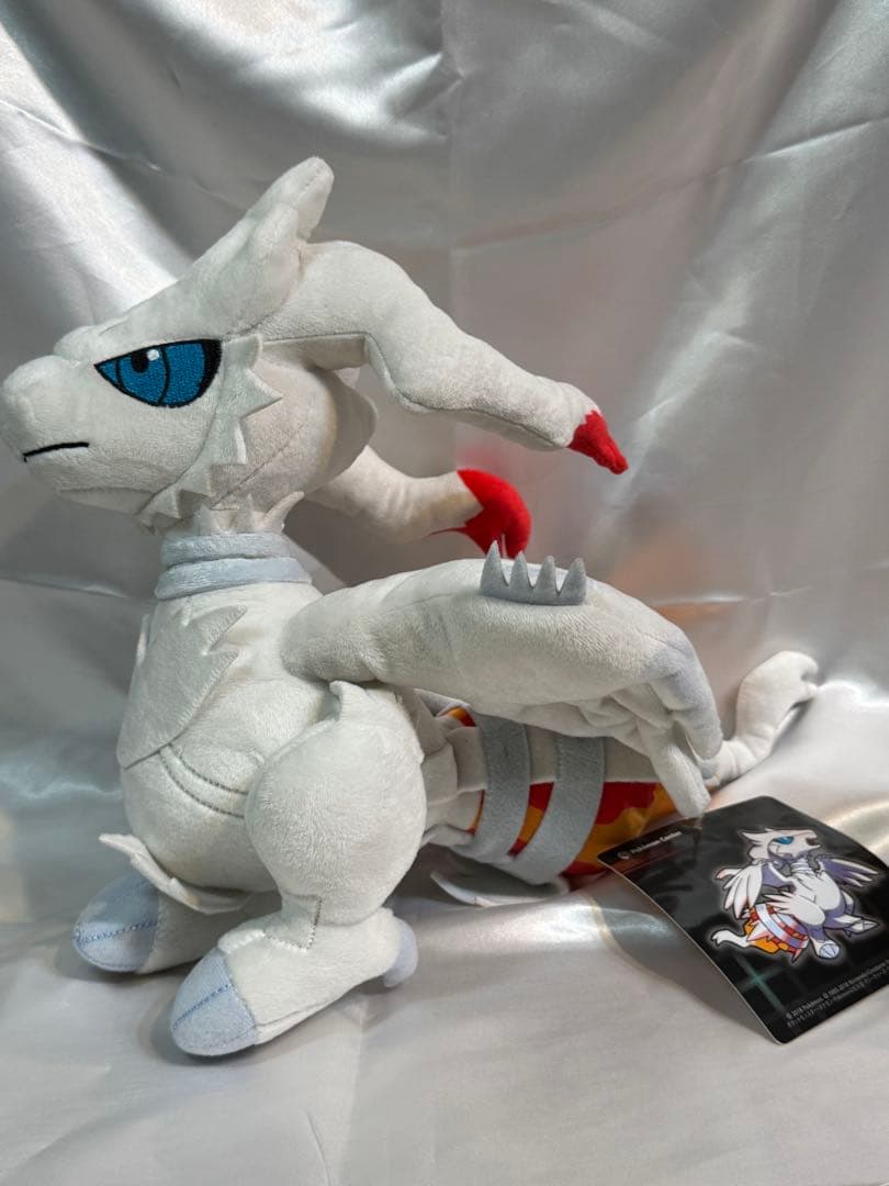 ポケモン　ぬいぐるみ　レシラム　ゼクロム　ボスごっこRR