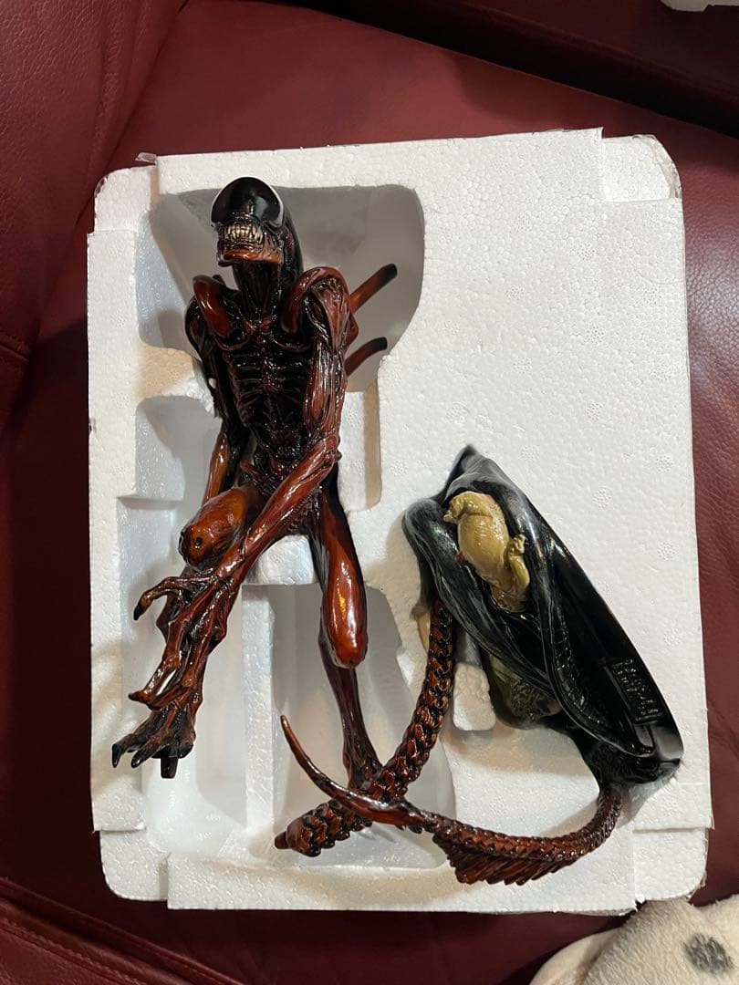 フューチャーモデルズ エイリアンウォーリアー 竹谷隆之 スタチュー