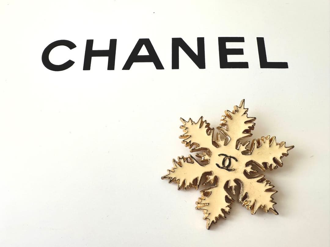 シャネルCHANEL雪の結晶ブローチ☆訳ありスノーフレークヴィンテージゴールド