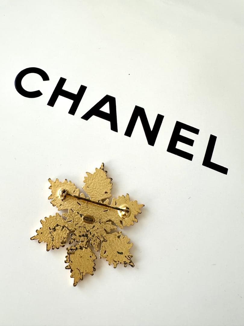 シャネルCHANEL雪の結晶ブローチ☆訳ありスノーフレークヴィンテージゴールド
