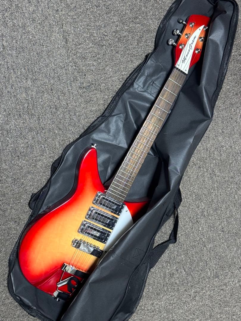 リッケンバッカー320タイプギター