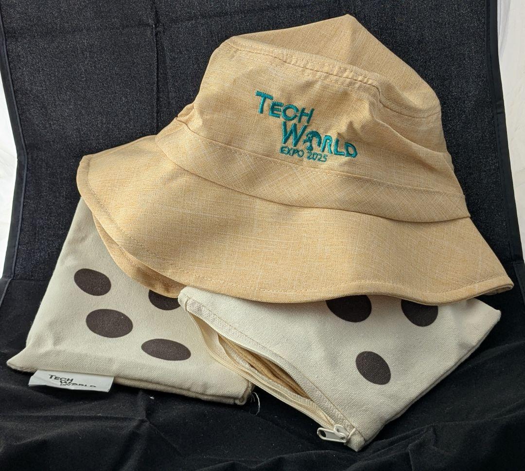 関西万博　ミャクミャクくじ３等のぬいぐるみ　２個とTech Worldの帽子2つ