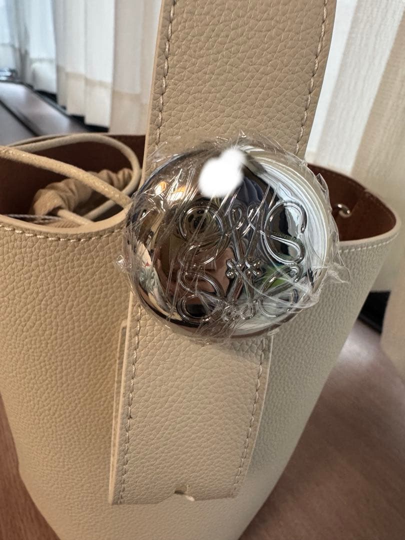 新品未使用⭐︎LOEWEペブルバケットミニショルダーハンドバッグ