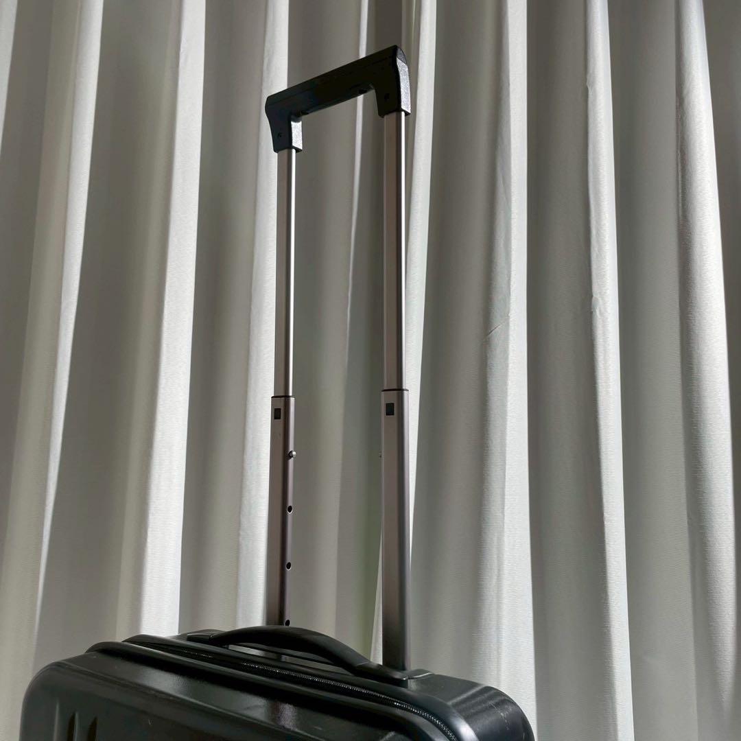 美品✨ZERO HALLIBURTON 機内持込可 約34L キャリーケース