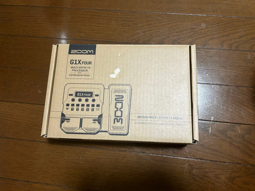 箱付き ZOOM G1X FOUR