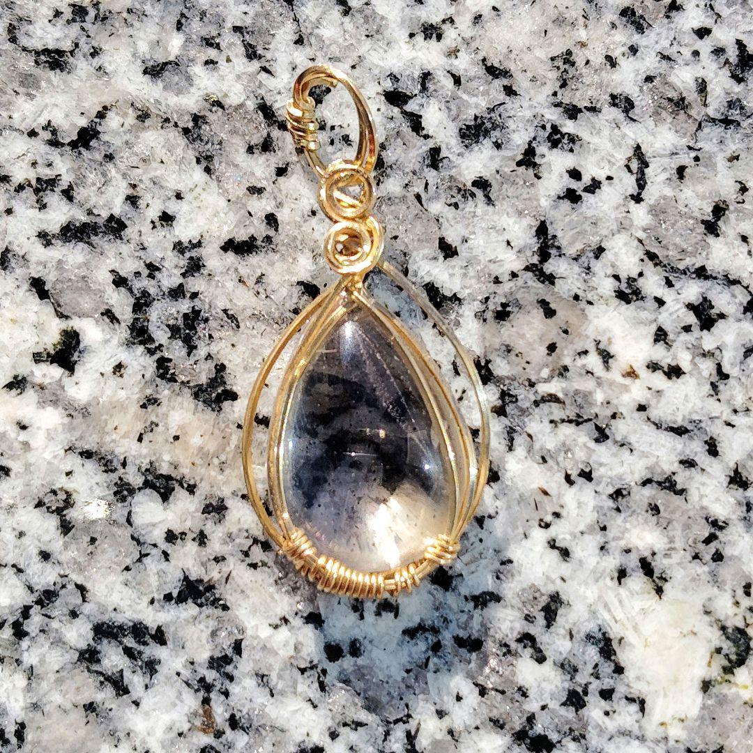 ティンカーベルクォーツ✨ピンクファイヤークォーツ✨ペンダントトップ 幻の水晶✨