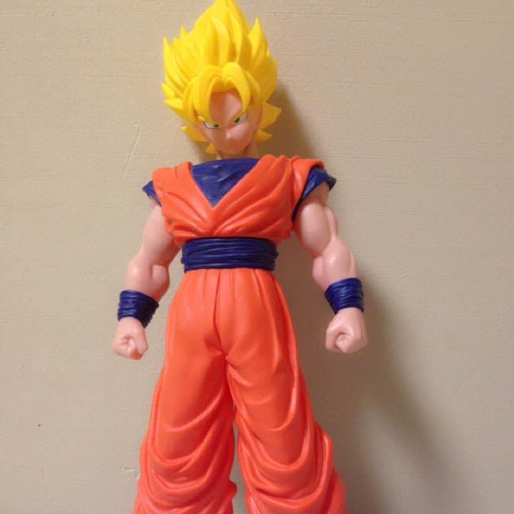 ヒカキンも購入！40センチ特大孫悟空フィギュア