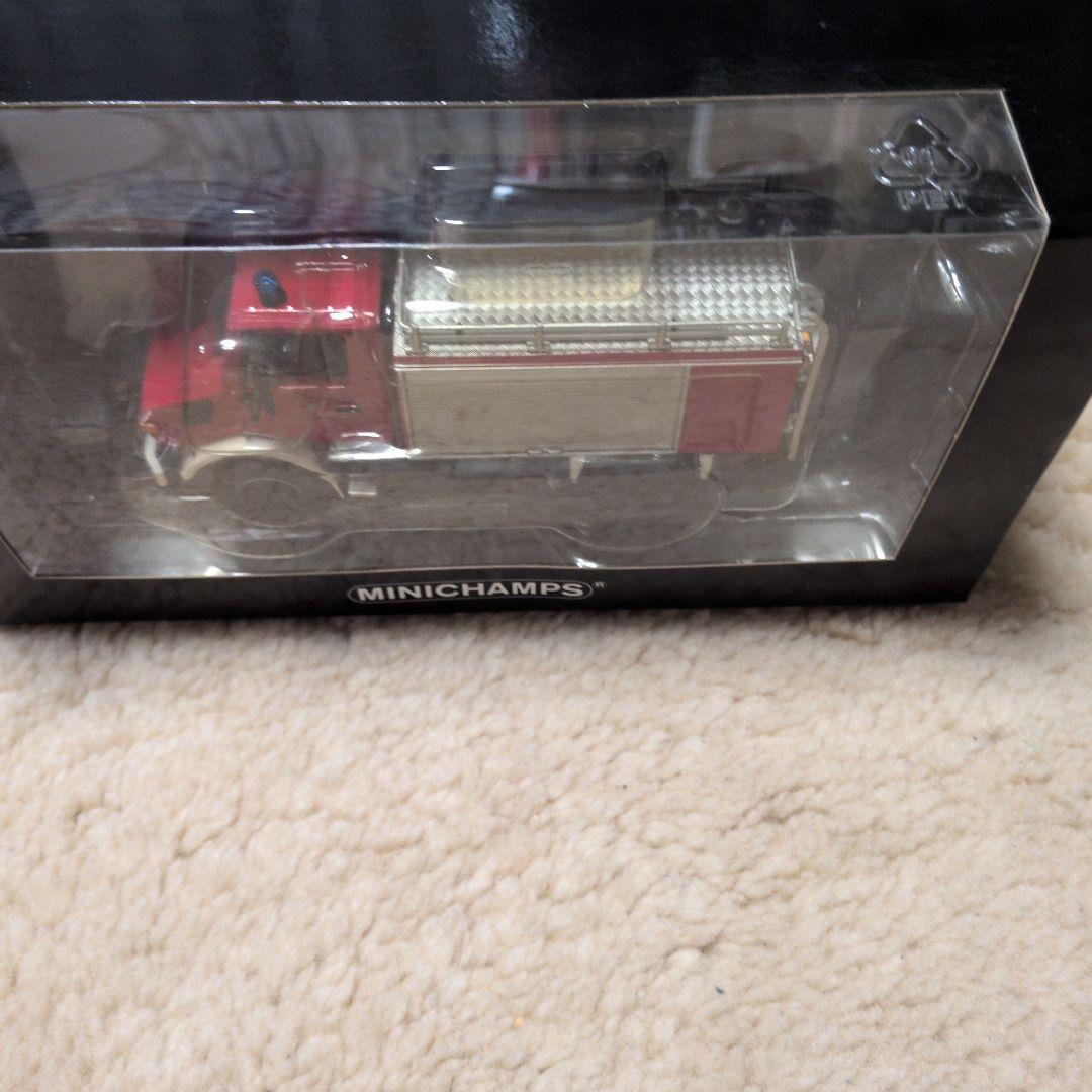 【新品未使用】MINICHAMPS 消防車 ミニカー 赤