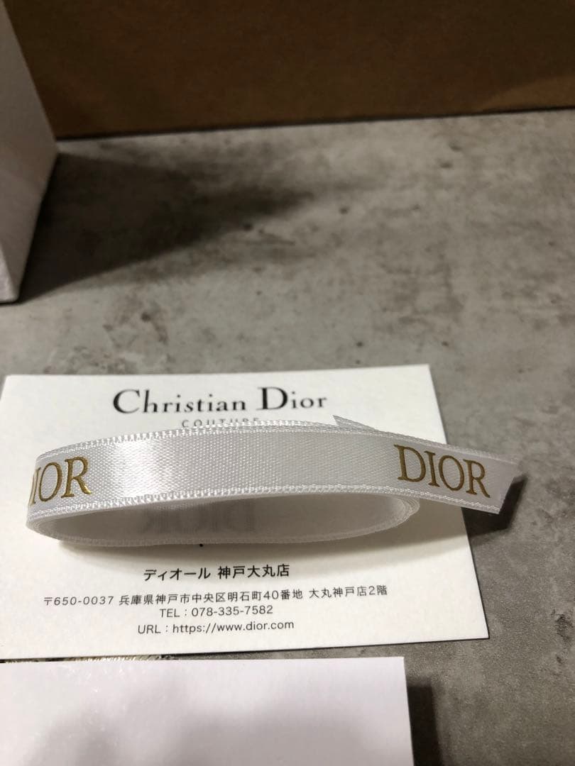 Dior パール フープピアス
