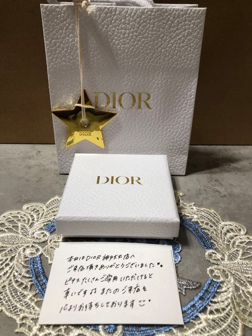 Dior パール フープピアス