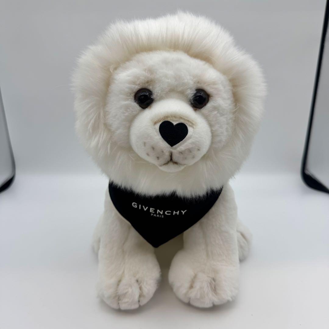 【希少】givenchy ライオン　ぬいぐるみ　ホワイト　ハート
