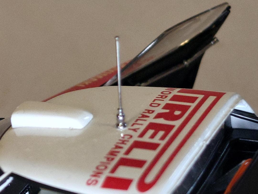 クリスマス値下げ! 1/18 京商 ランチア ストラトス ピレリ75Yサンレモ