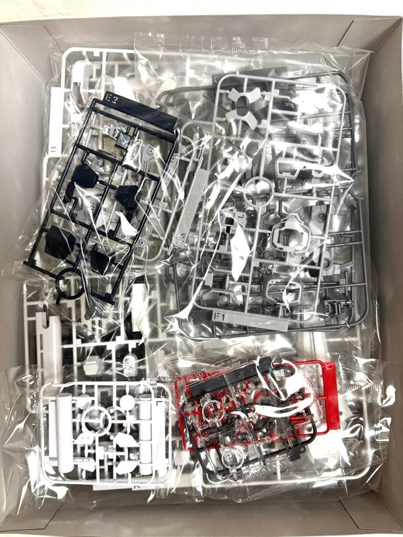 MG1/100 シナンジュ・スタイン Ver.Ka プレミアムデカール付 未組立