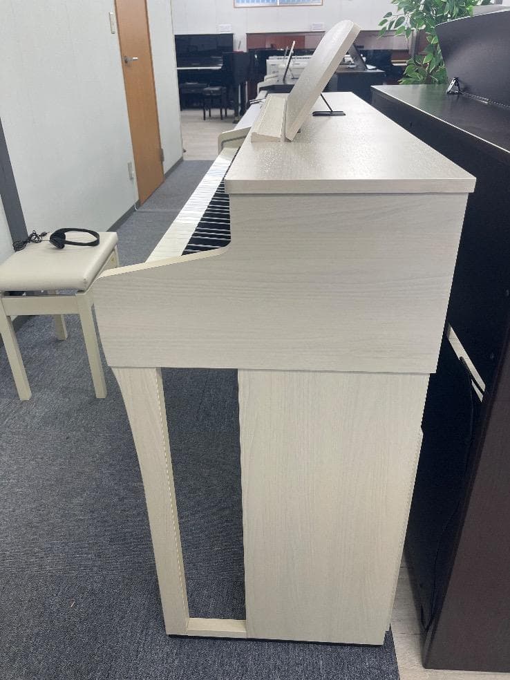 ★82326【電子ピアノ】KAWAI　CA49A　21年製