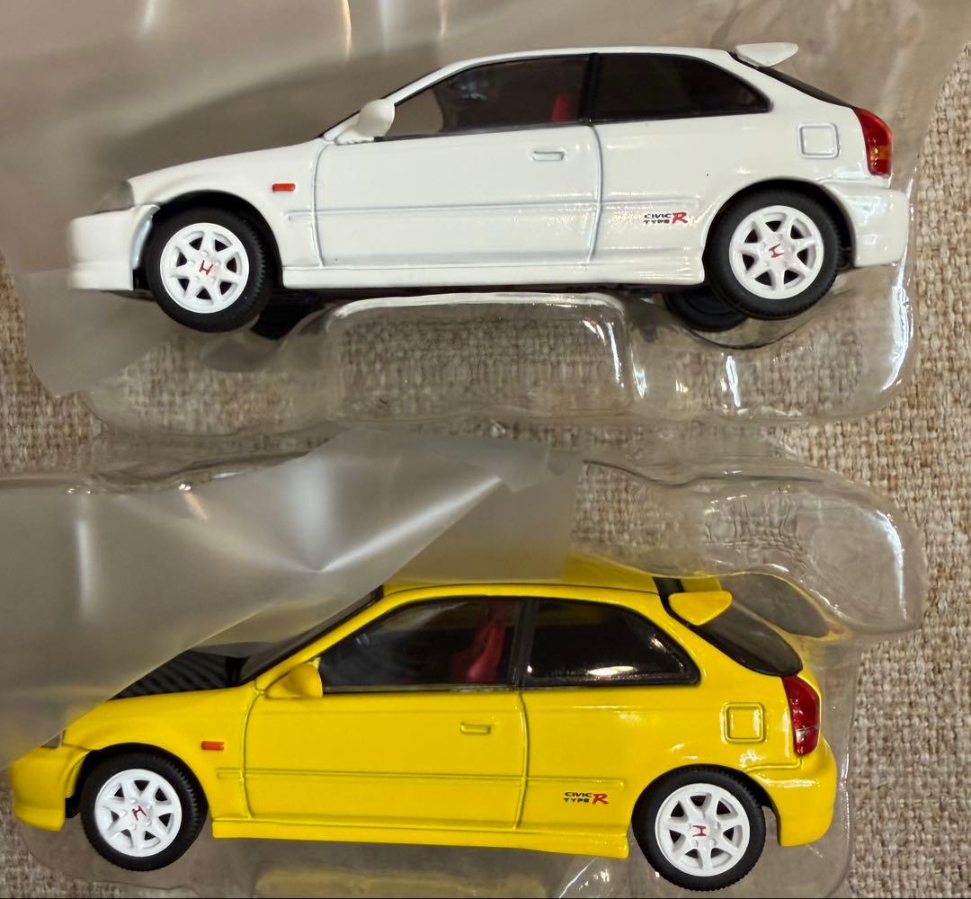 トミカリミテッドヴィンテージ　シビック タイプR 香港エディション 白　黄色