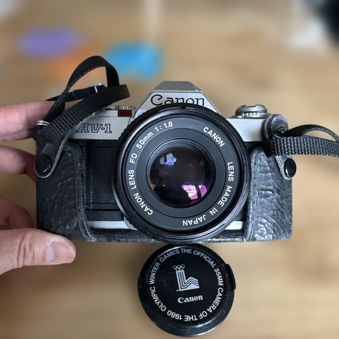 OLYMPUS OM-2 、Canon AV-1、Olympusケース付き