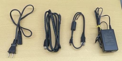 Panasonic　パナソニック　HC-V720M　ビデオカメラ【中古】