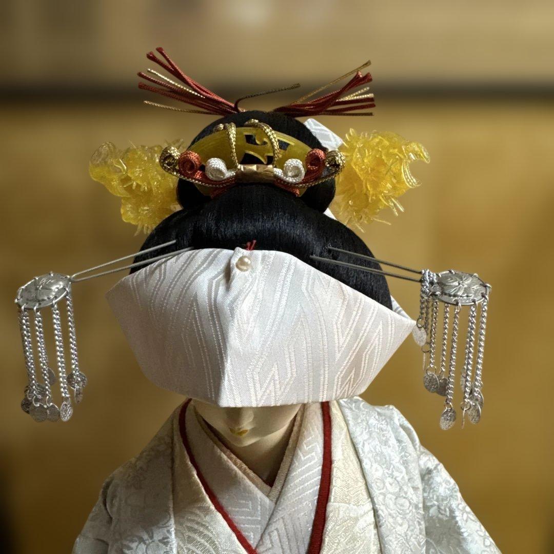 嘉美礼作 花嫁人形 白無垢 ガラスケース入り 木札・鶴飾り付き 和装人形