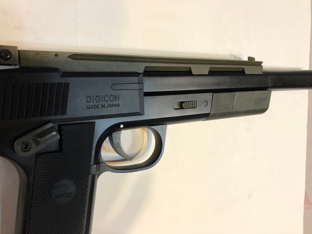 美品　DIGICON STRAIGHT D-7 ガスガン　18禁