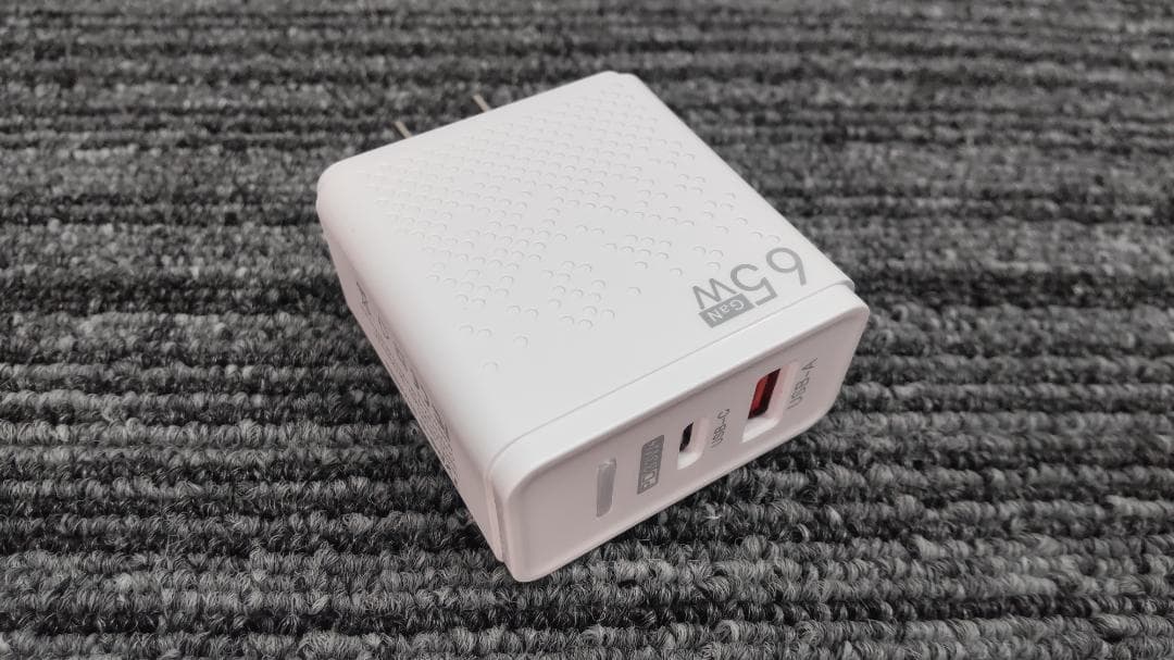 Libero 5G A202ZT SiM フリー 白 新品アダプター付属