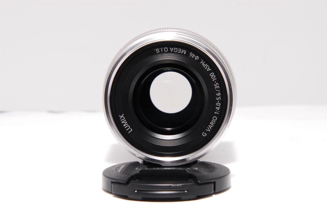 ショット数677回　LUMIX GF7 Wi-Fi ミラーレス 35-100mm