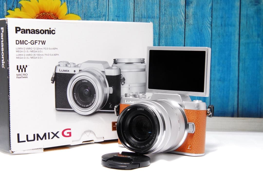 ショット数677回　LUMIX GF7 Wi-Fi ミラーレス 35-100mm