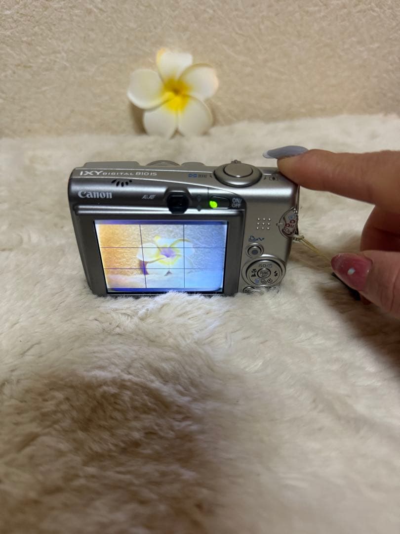 Canon IXY DIGITAL 810 IS シルバー