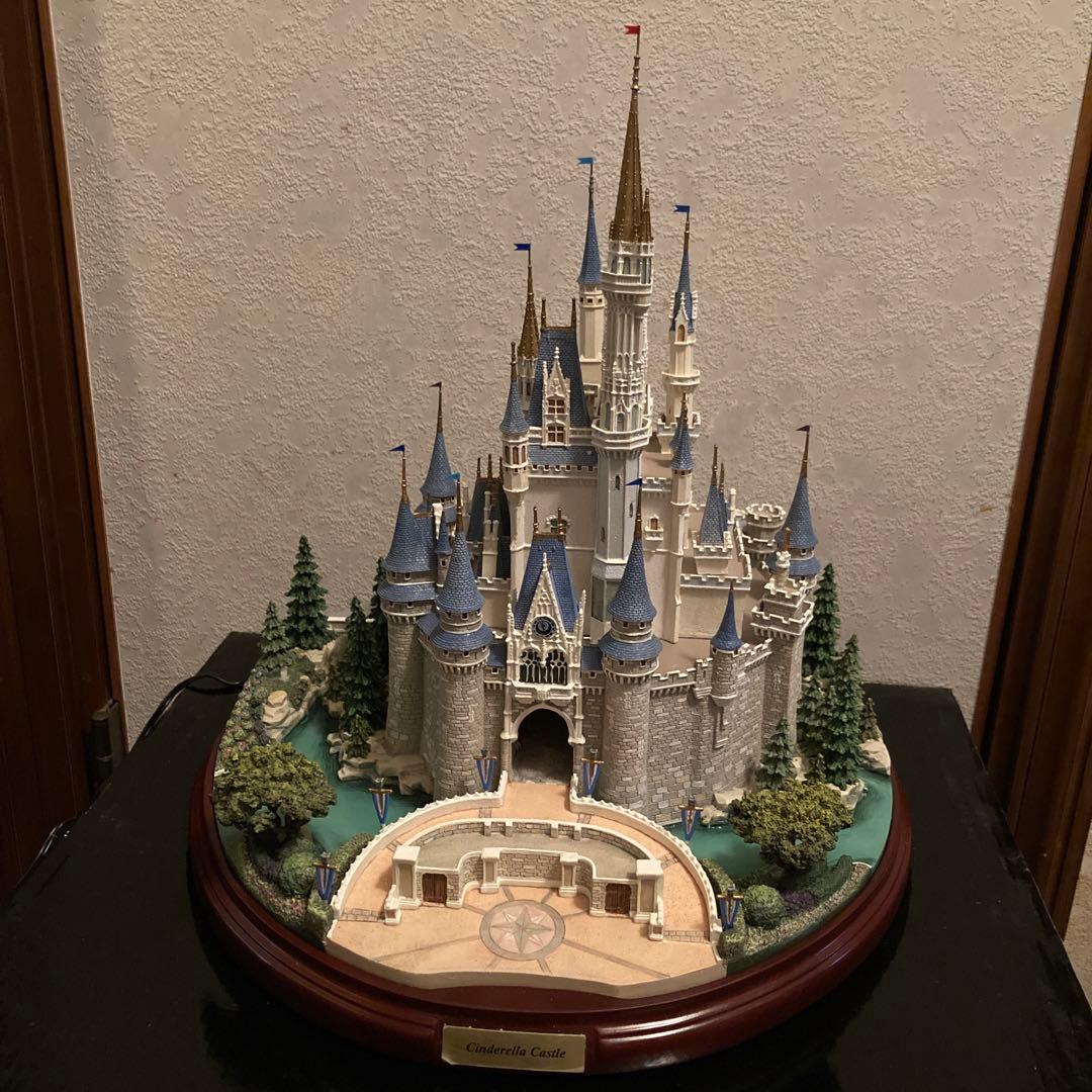 特別セール❗️日本未発売❤︎ディズニーシンデレラ城❤︎OLSZEWSKI❤︎ライトアップ