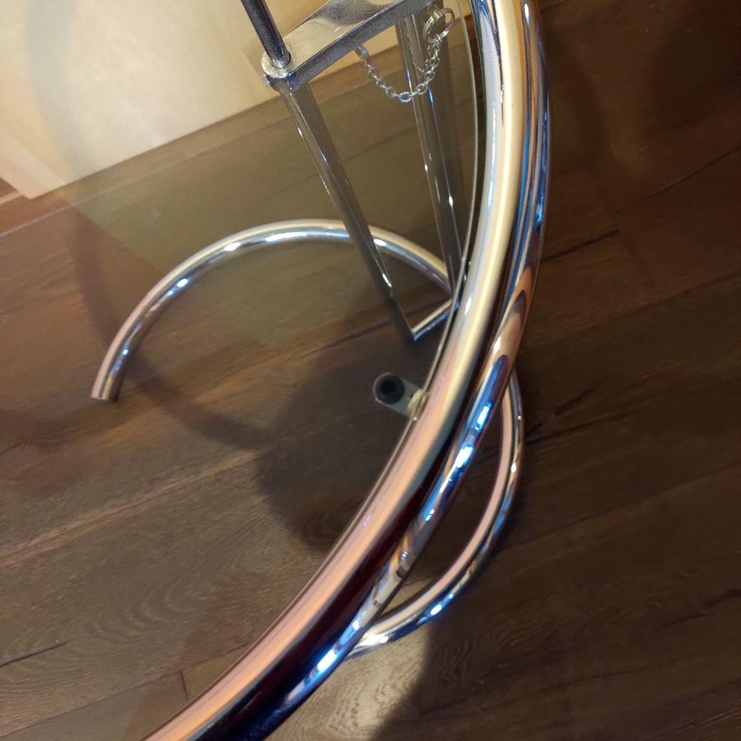 大塚家具 アイリーン・グレイ ル・コルビュジエ テーブル