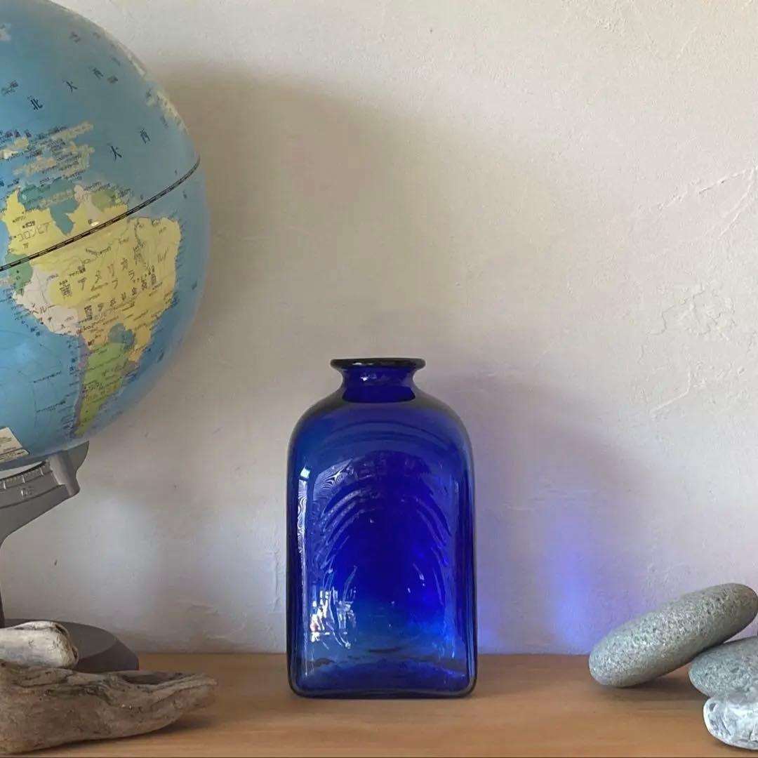 倉敷ガラス 小谷真三　花瓶　小谷ブルー　ビンテージ