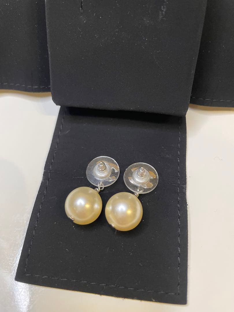 CHANELシャネル ココマーク　パールピアス