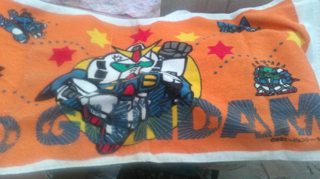 ①ジェンシーサンライズ SDGUNDAM 元祖ガンダム　タオル　シール付　未使用