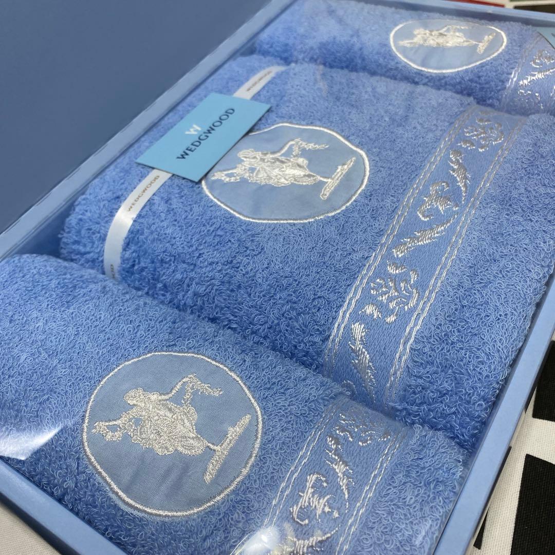 未使用　 バスタオル/フェイスタオル×2セット 西川 棉　箱付