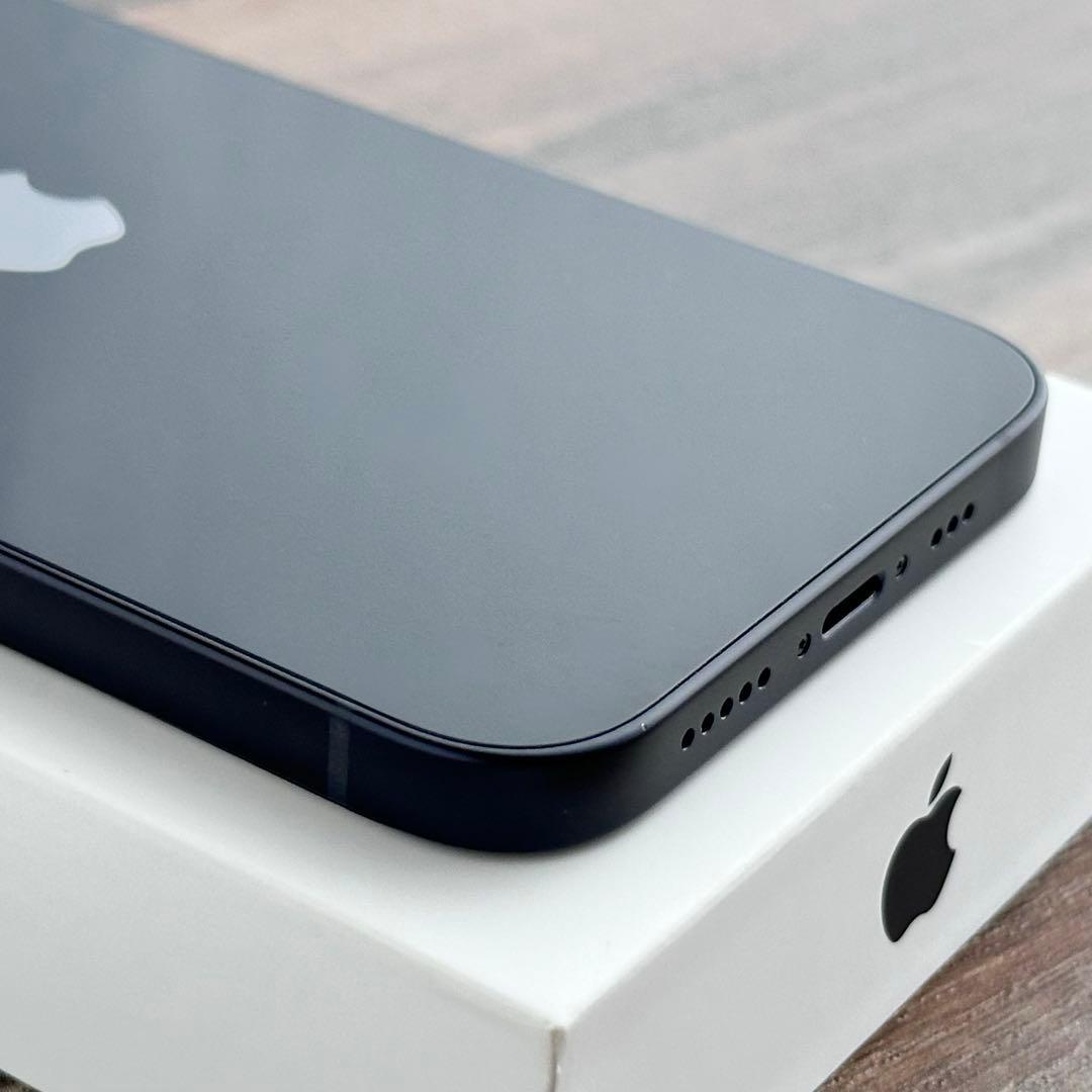 【上美品☆】iPhone12 本体 Black 64GB SIMフリー