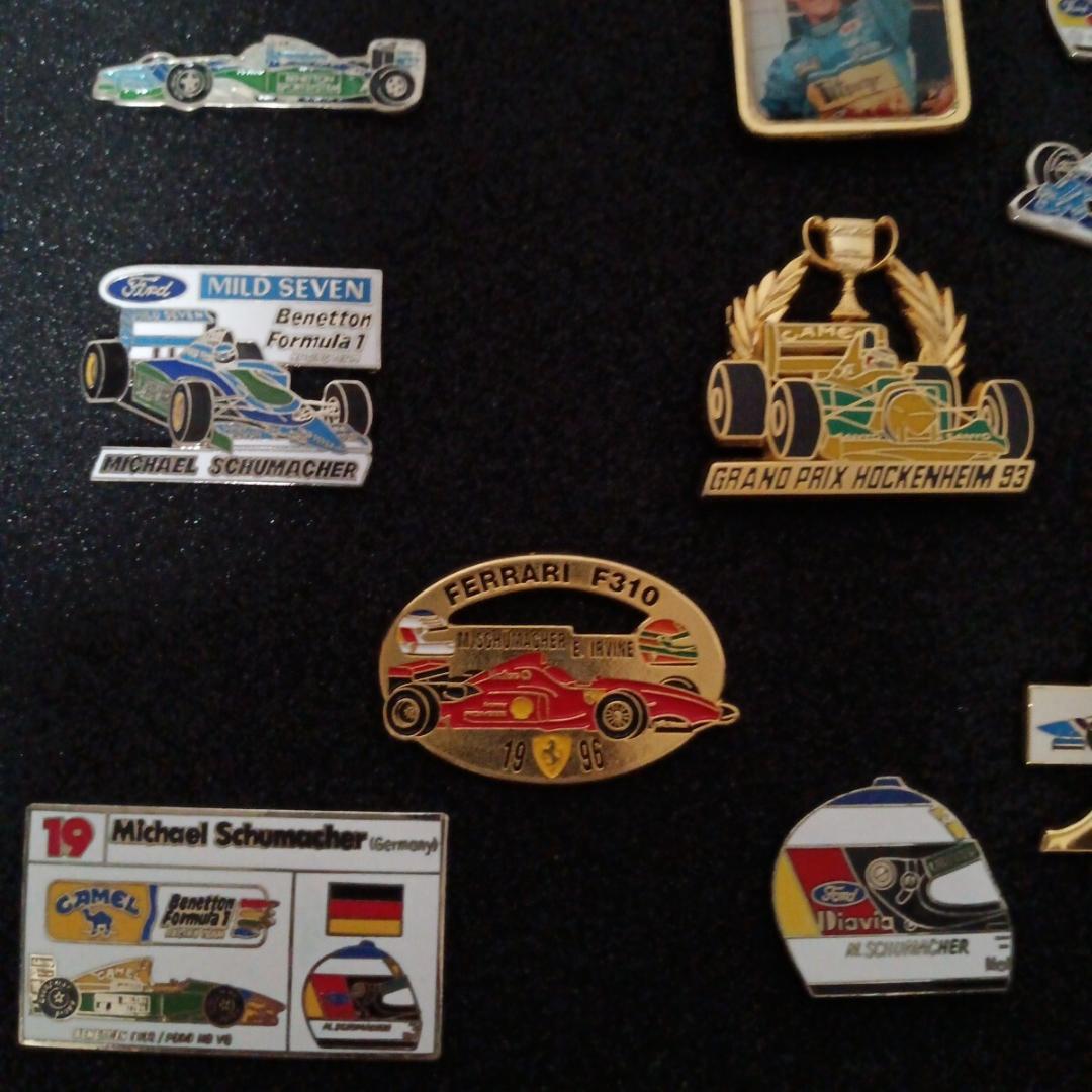 ミハエル・シューマッハ　ピンズコレクション　ケース入り