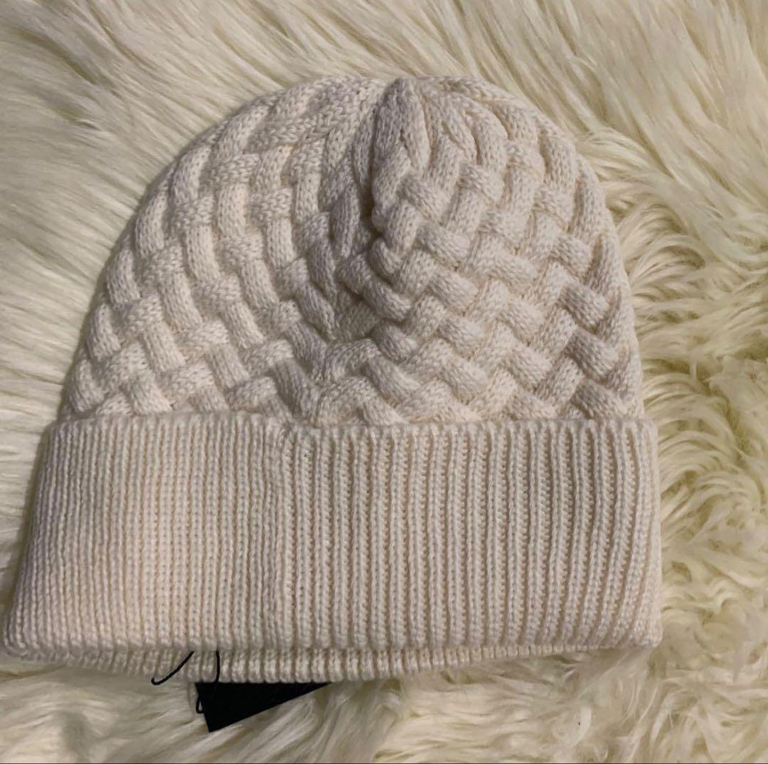 CHANEL 編み込み ホワイト ビーニー ニット 帽子