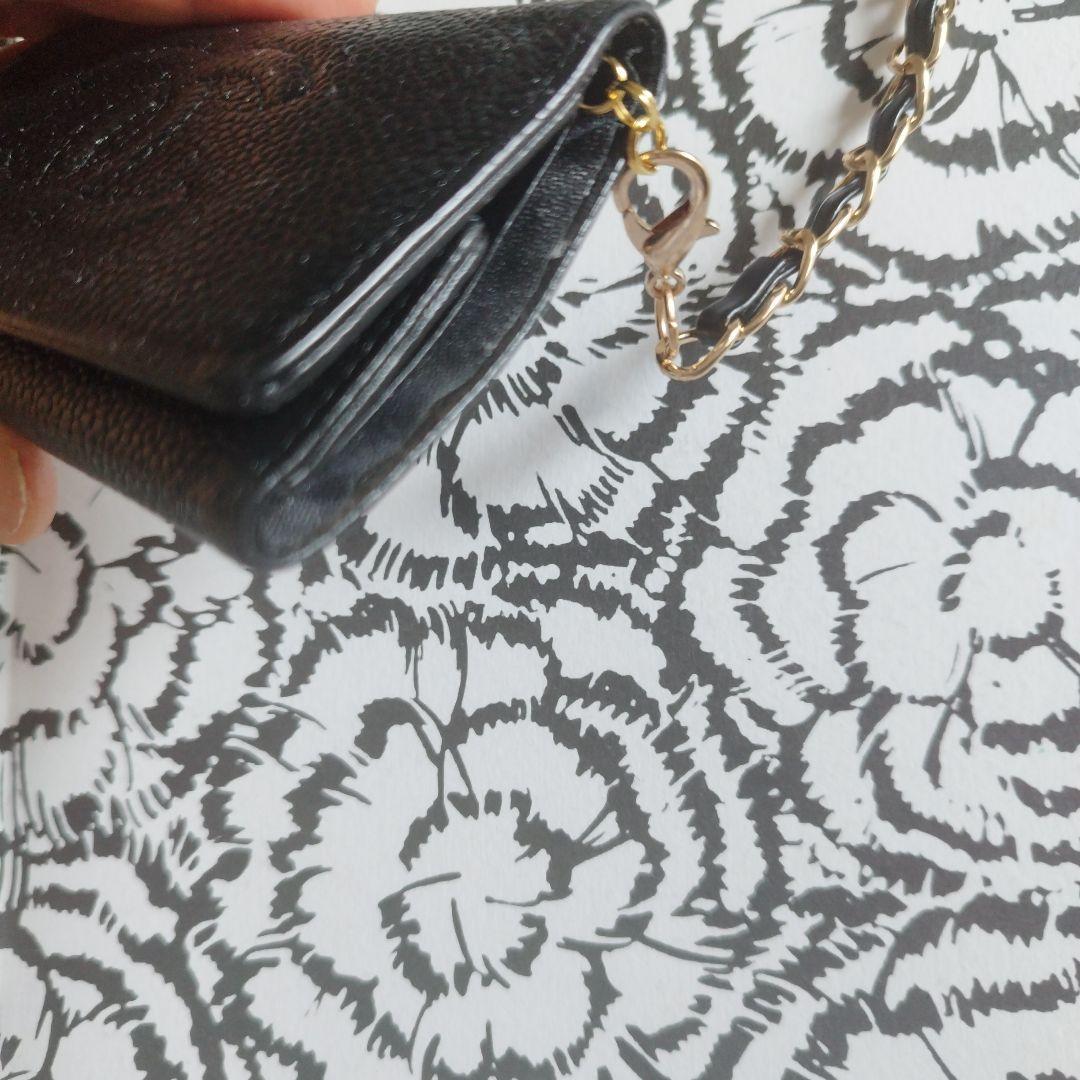 CHANEL ブラック レザー チェーンケース