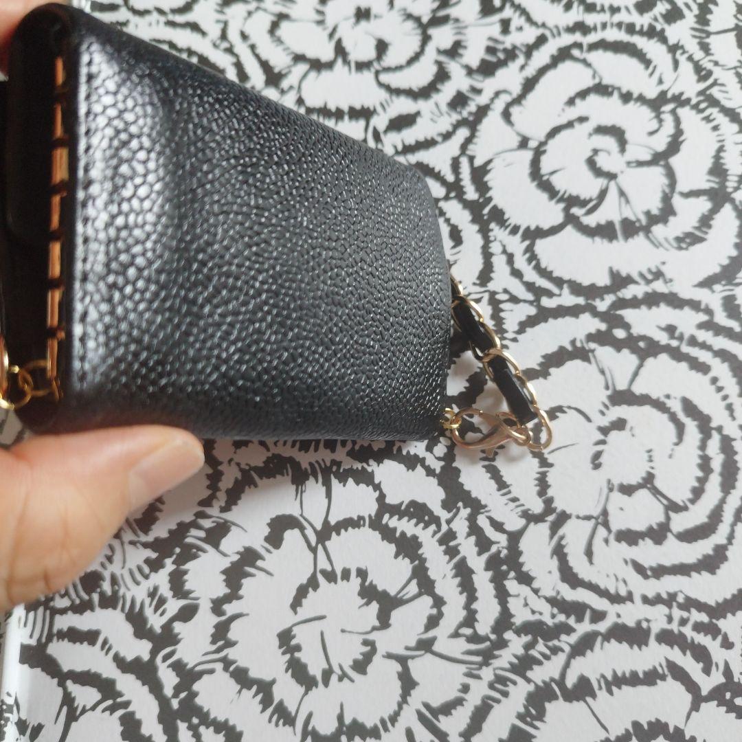 CHANEL ブラック レザー チェーンケース