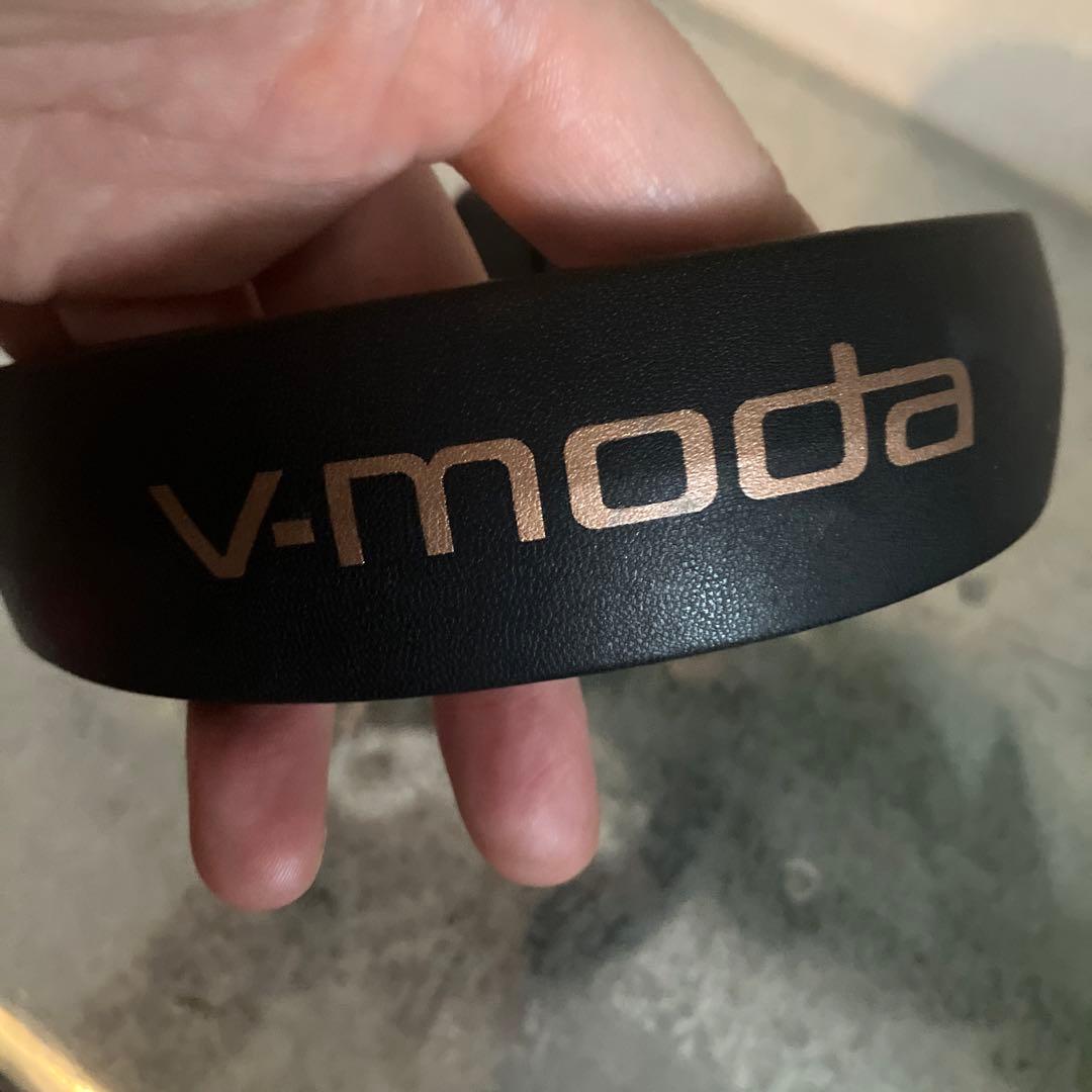 【 SALE】v-moda ブラック ヘッドフォン カスタムシールドキット付き