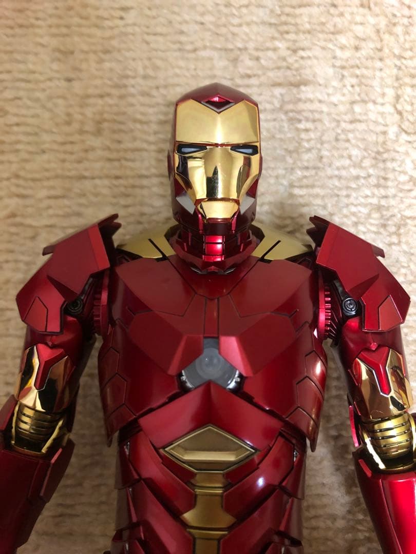 ホットトイズ　アイアンマン ディズニー　アベンジャーズ　1/6 フィギュア　装備