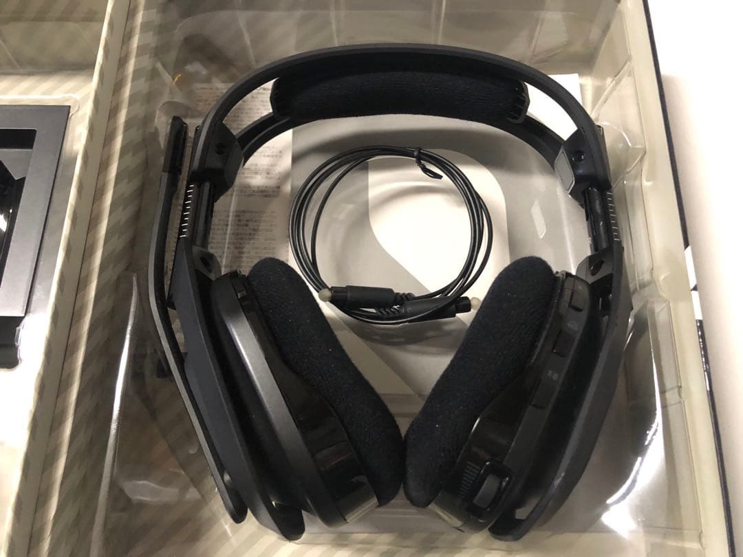 ASTRO A50 ワイヤレスヘッドホン + ベースステーション