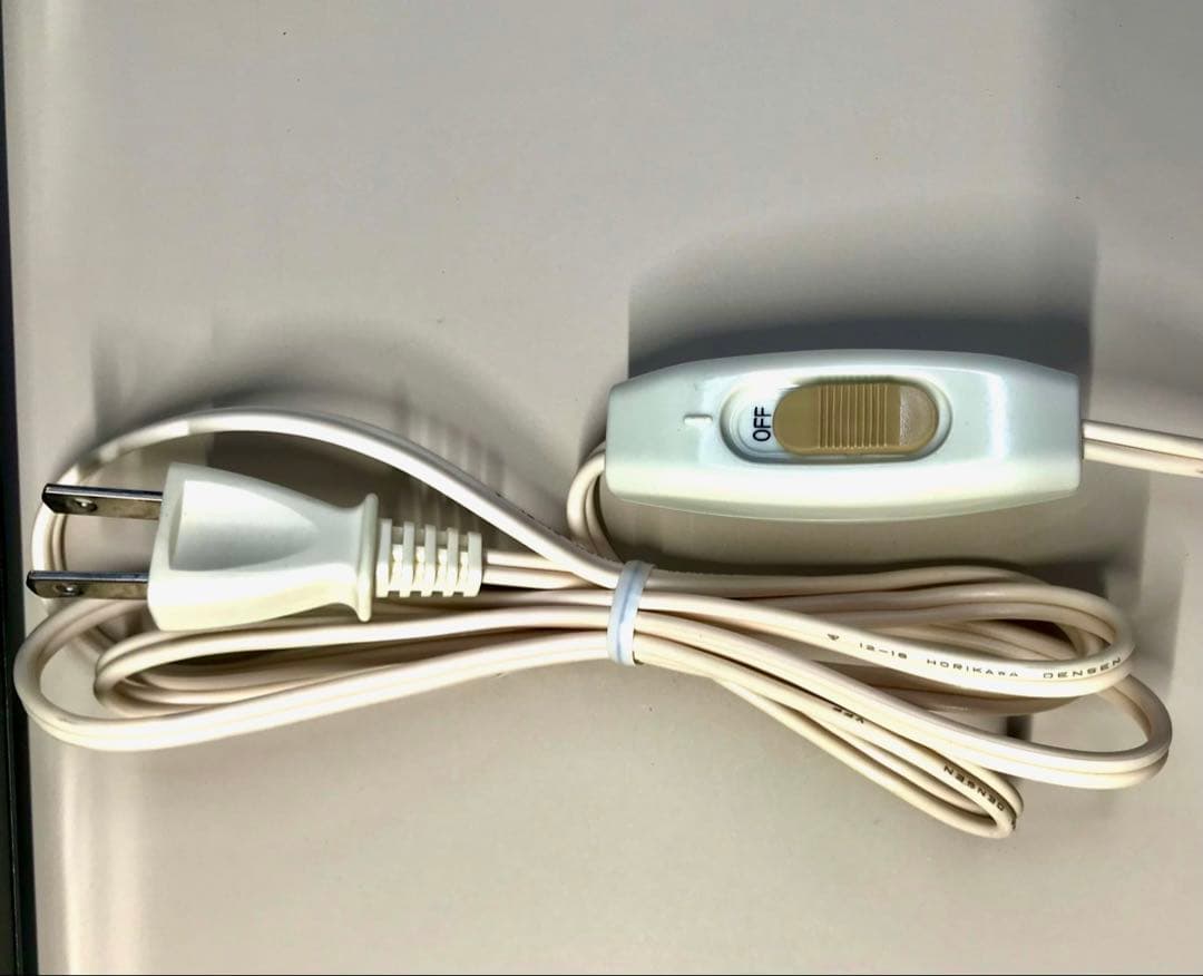 美品 希少 置時計（三角型） ネオンライト レトロ 大嶋漆器店有限会社